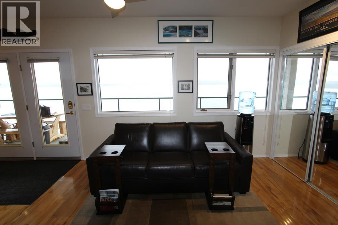 3935 Eagle Bay Road Unit# 1B, Eagle Bay