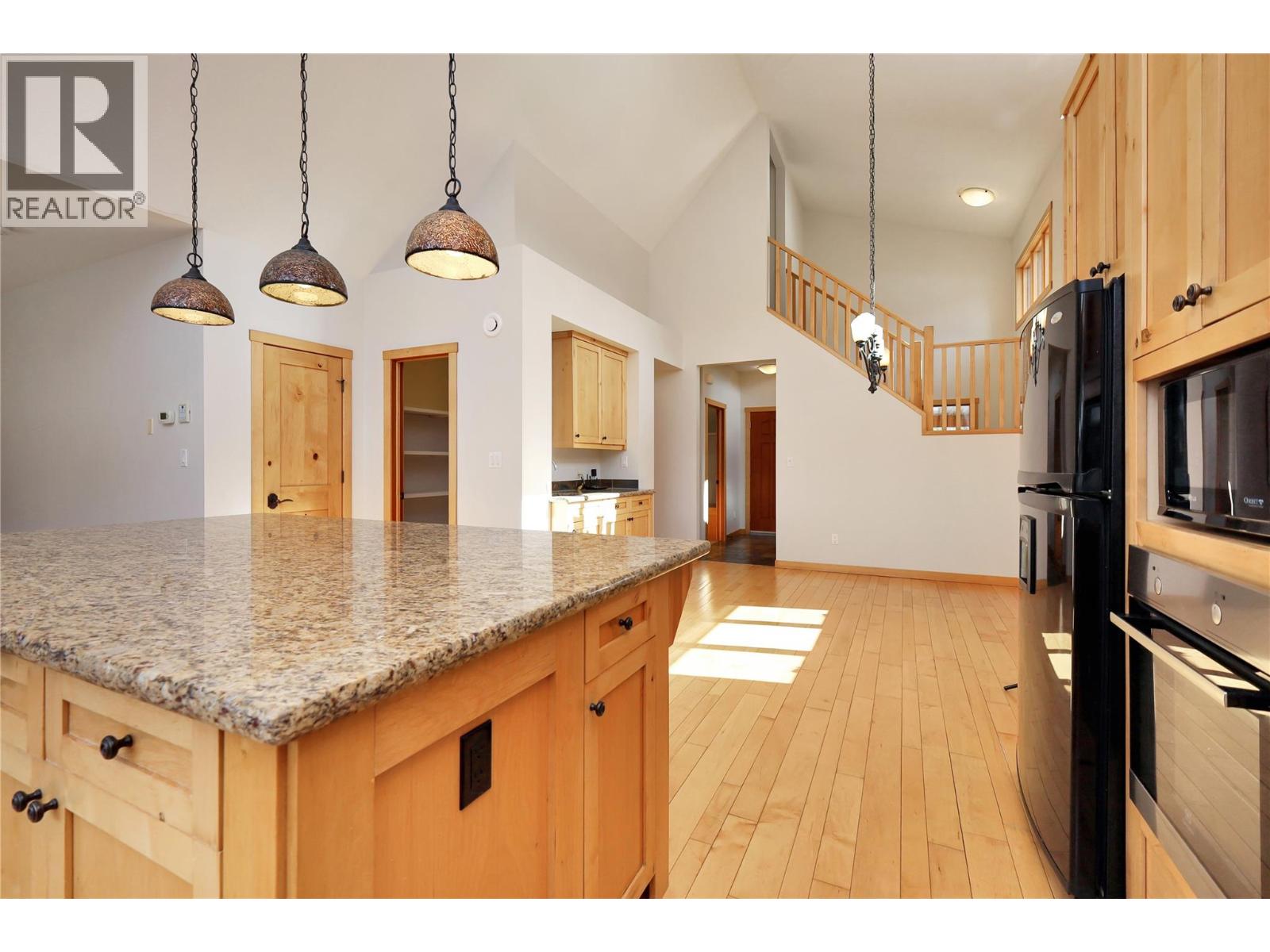 6800 COLUMBIA LAKE Road Unit# 21, Fairmont Hot Springs