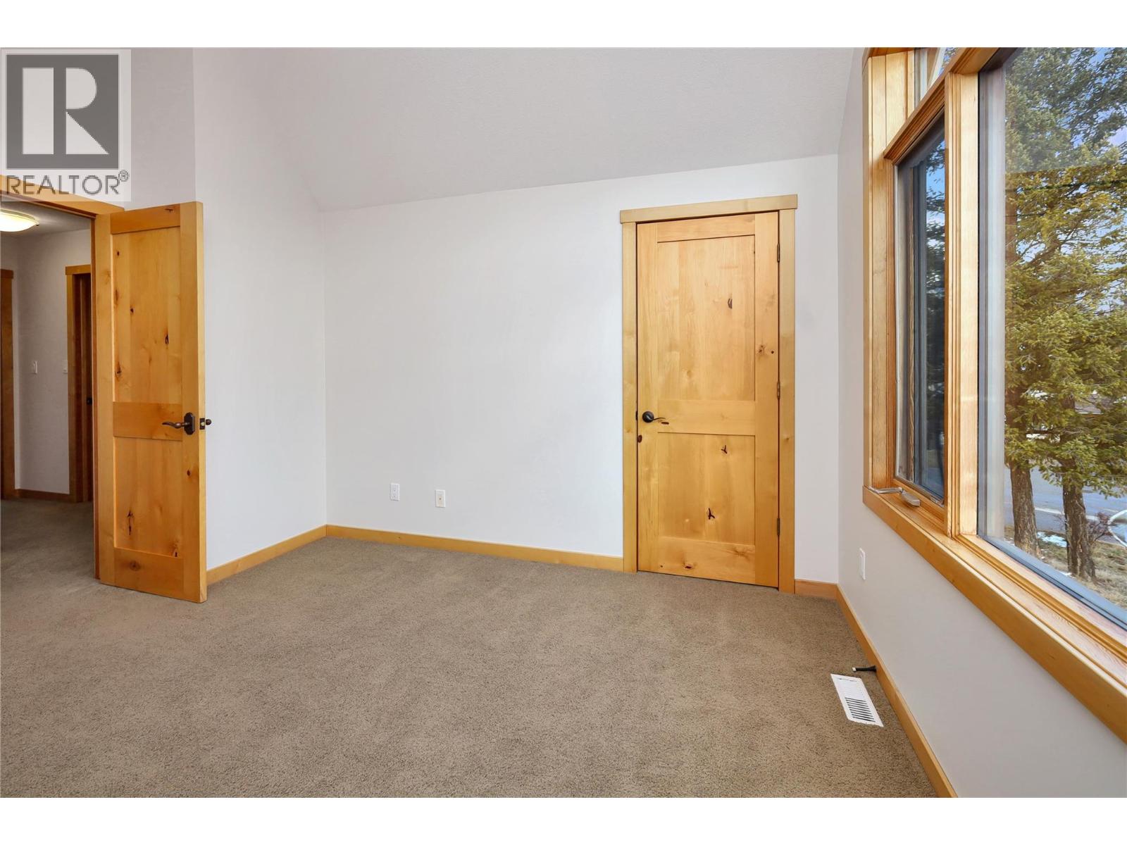 6800 COLUMBIA LAKE Road Unit# 21, Fairmont Hot Springs