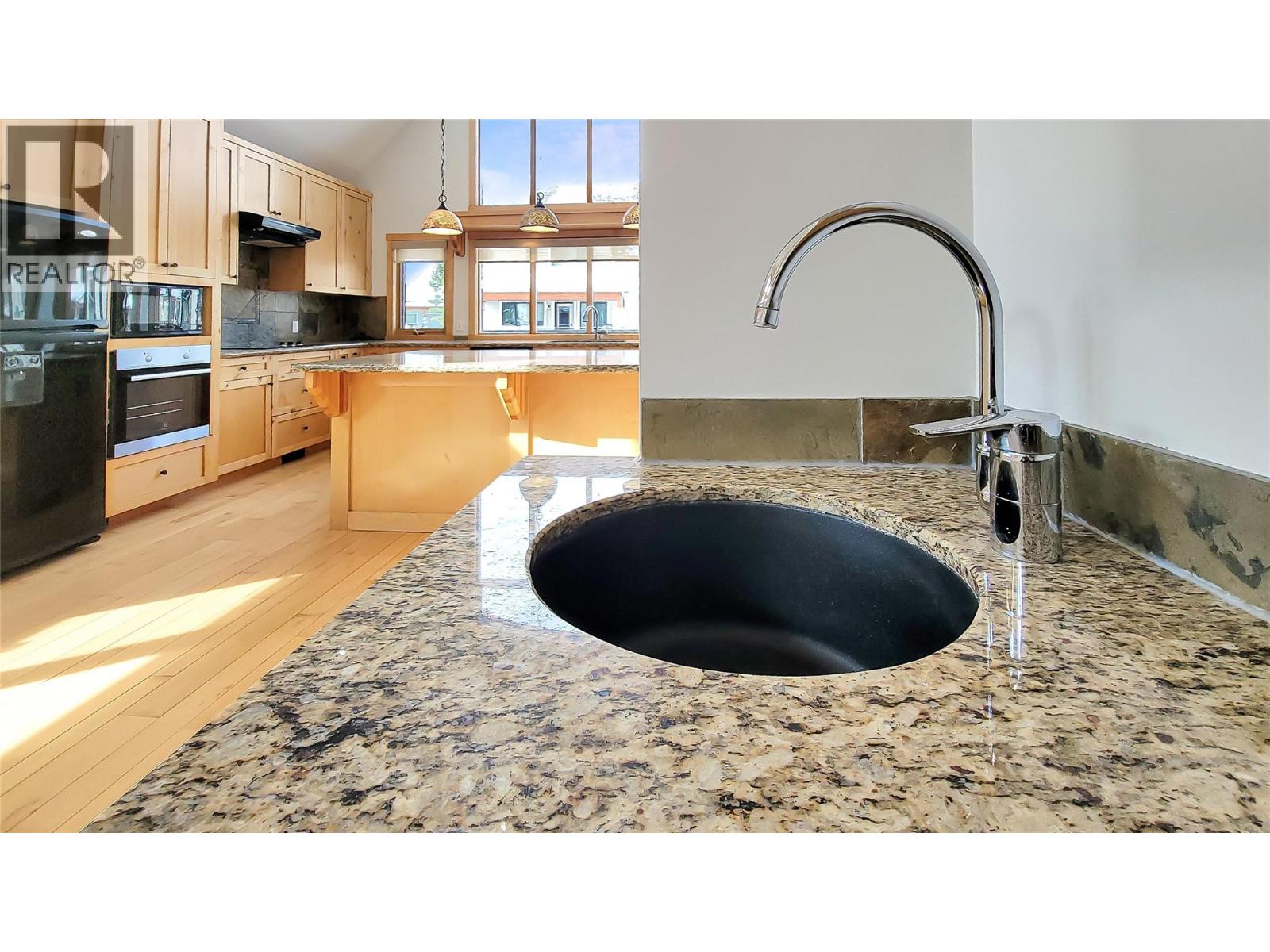 6800 COLUMBIA LAKE Road Unit# 21, Fairmont Hot Springs