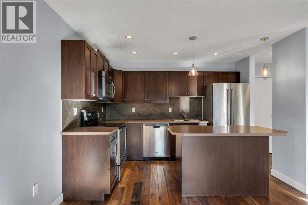 Single Family House for Sale in    Avenue SW Sunalta Calgary 