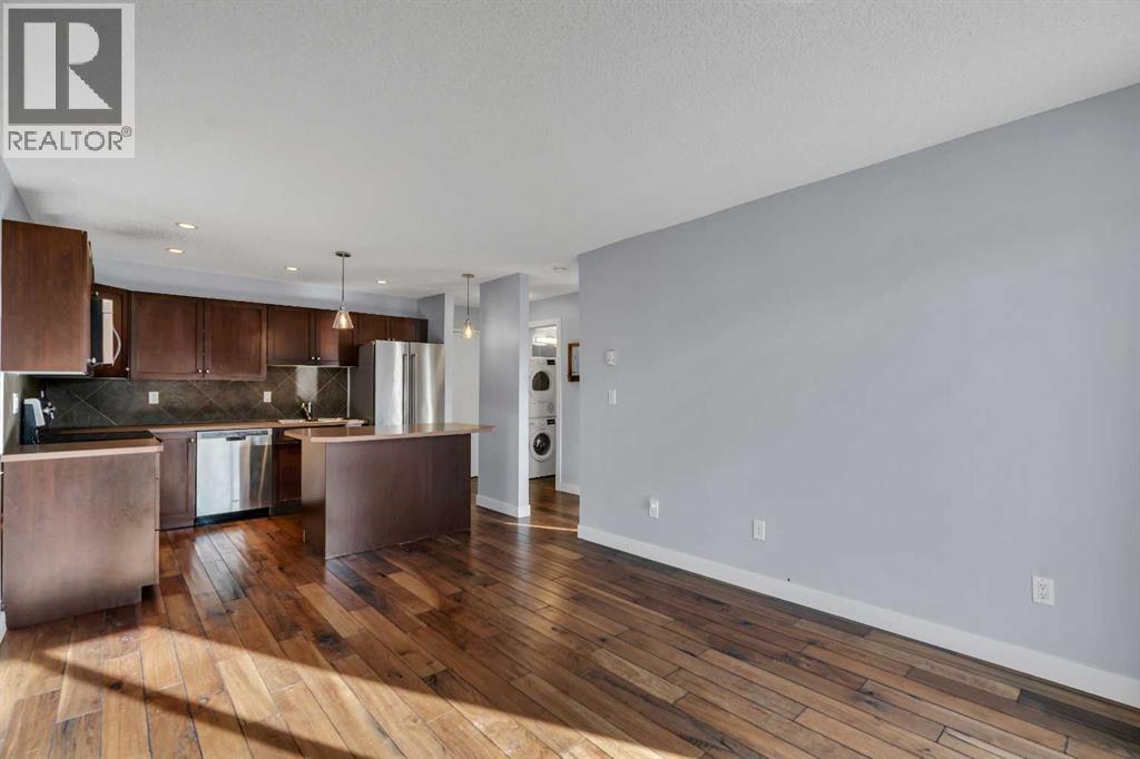 Single Family House for Sale in    Avenue SW Sunalta Calgary 