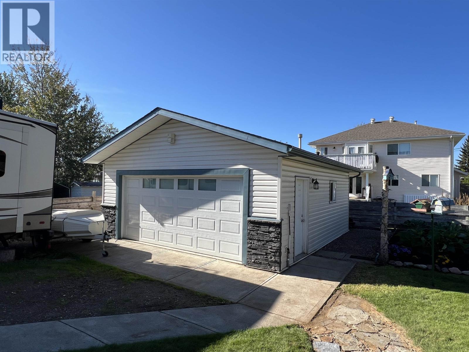 4815 SPRUCE AVENUE, Fort Nelson
