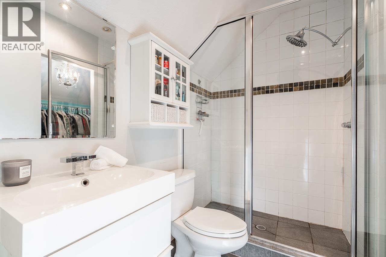 29 98 BEGIN STREET, Coquitlam