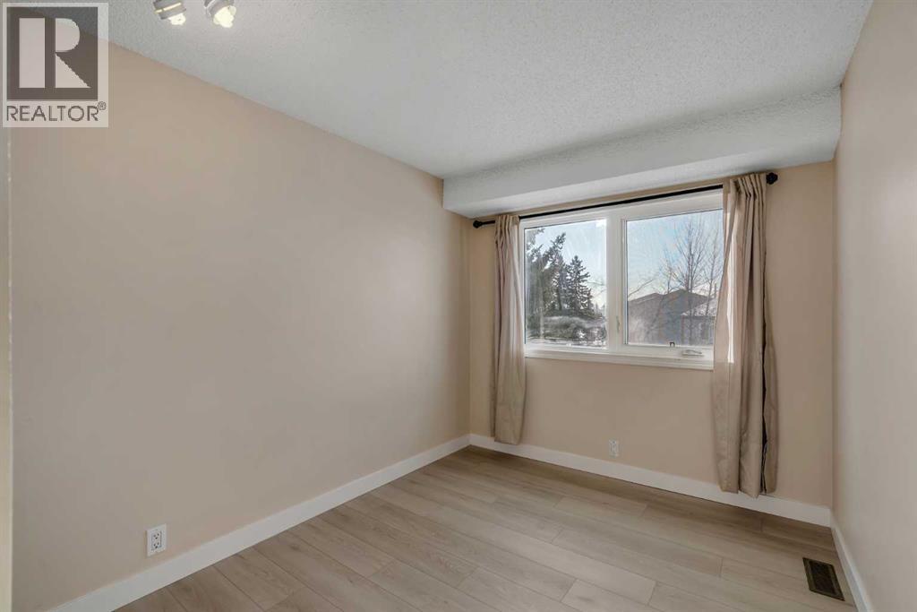 Single Family House 5 Level for Sale in   Ranchview Road NW Ranchlands Calgary 