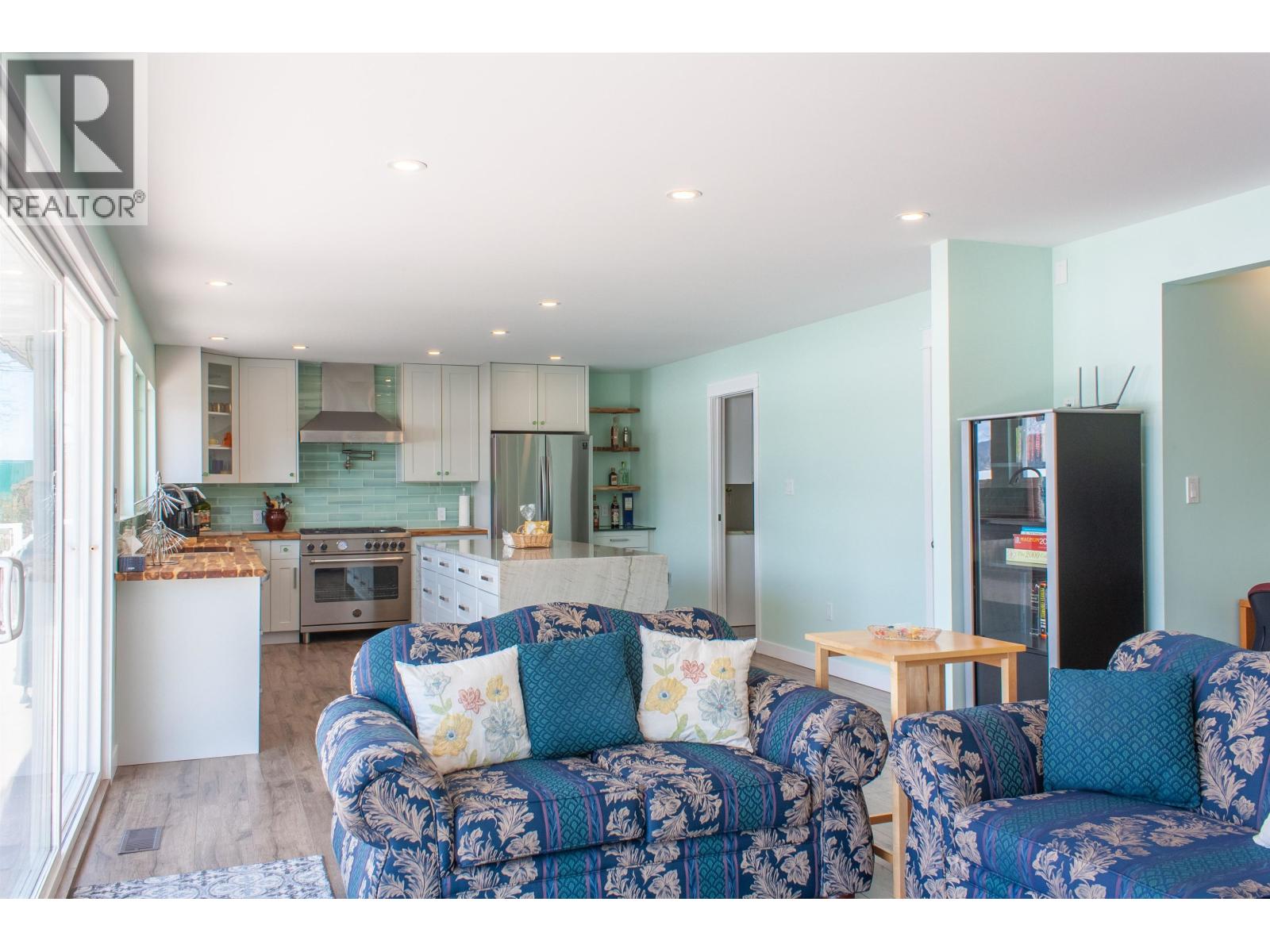 4116 MCKINLEY DRIVE, Lac La Hache