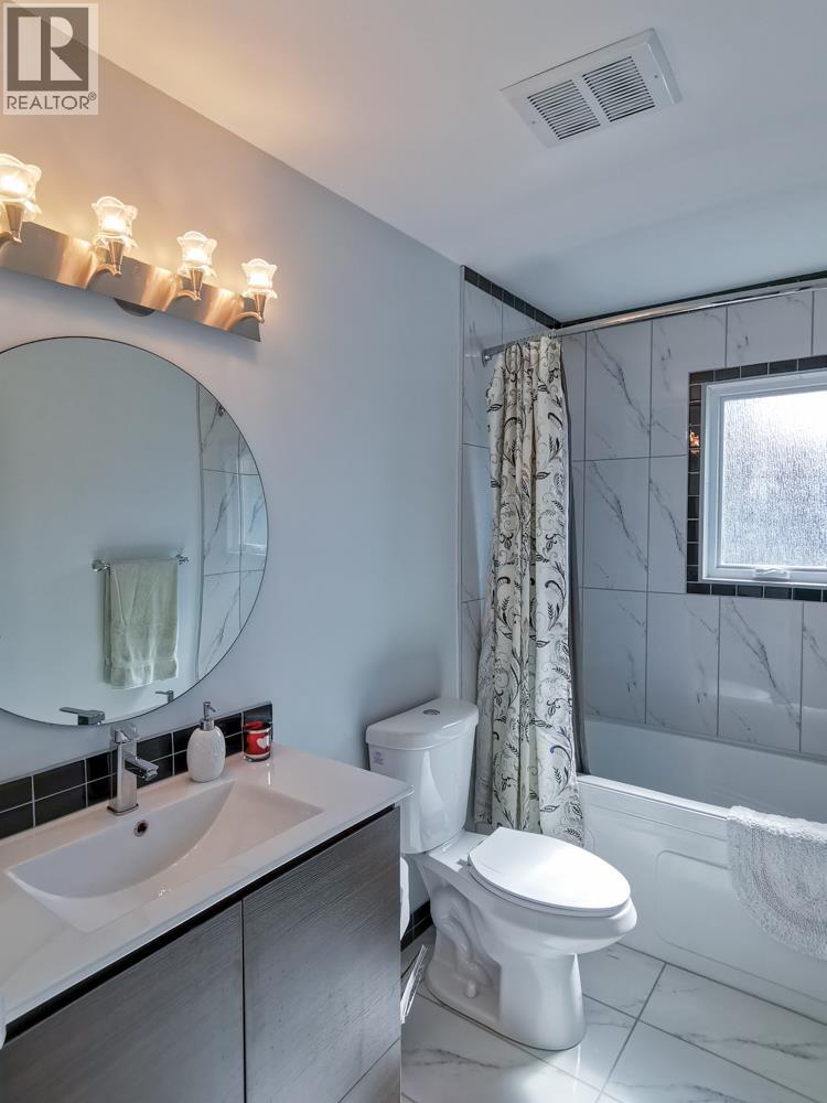 4116 MCKINLEY DRIVE, Lac La Hache