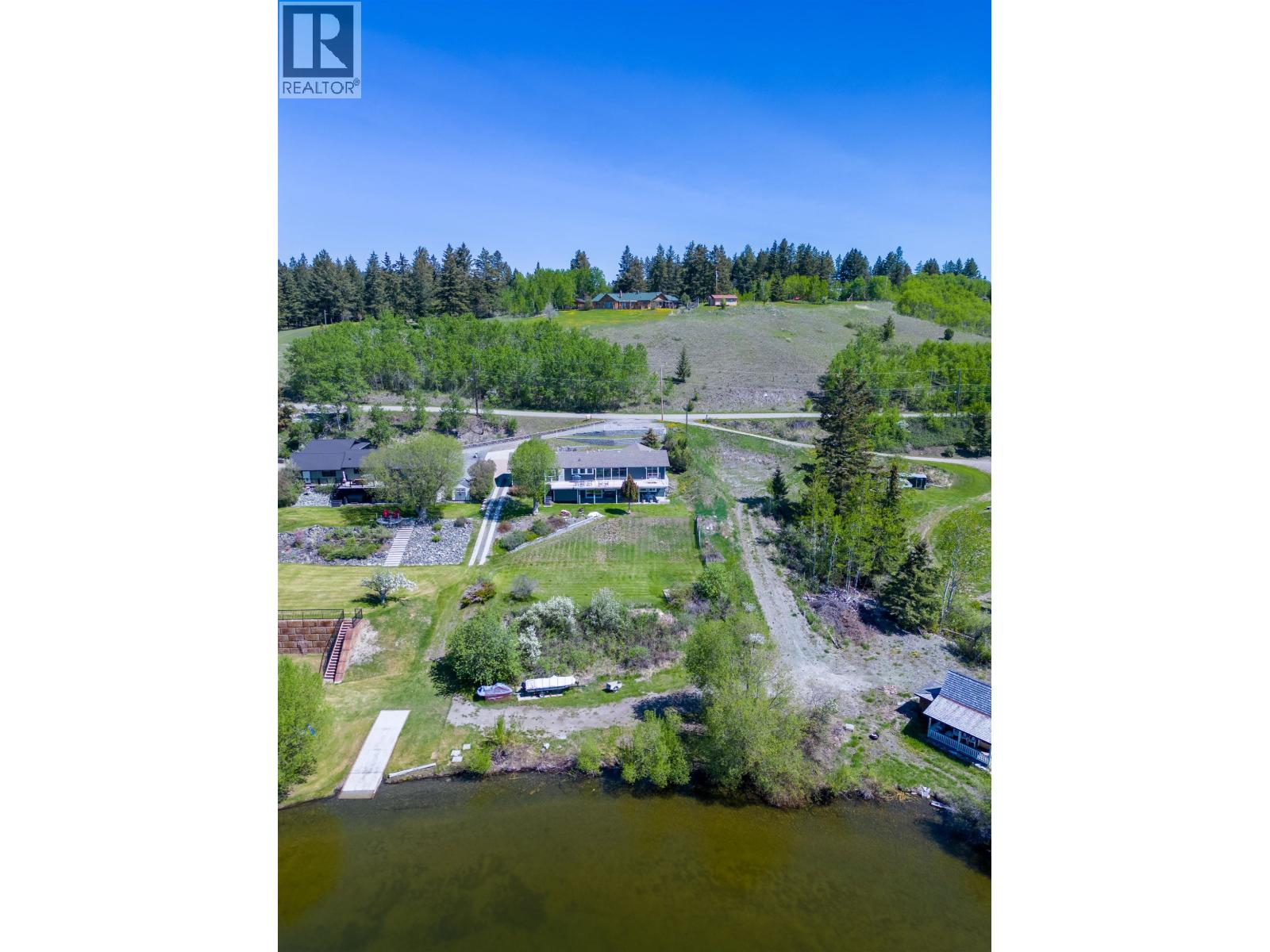 4116 MCKINLEY DRIVE, Lac La Hache