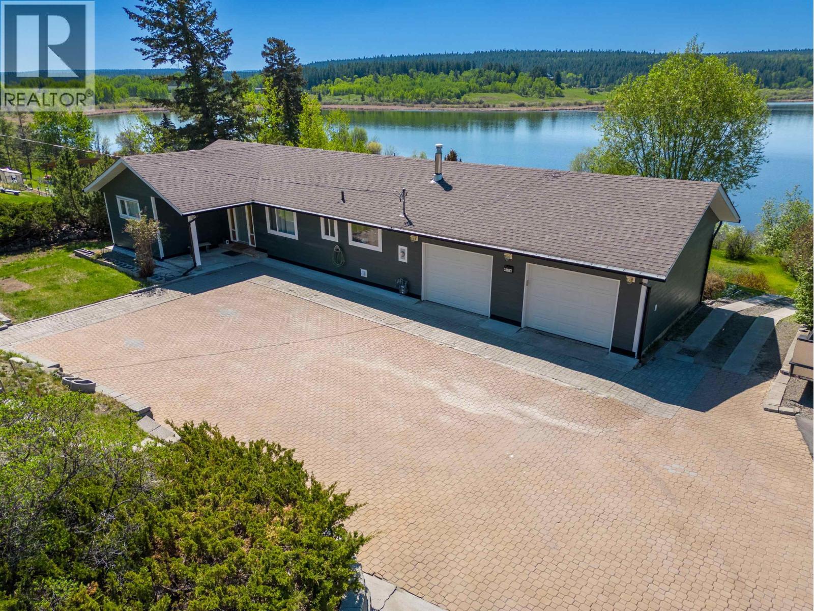 4116 MCKINLEY DRIVE, Lac La Hache