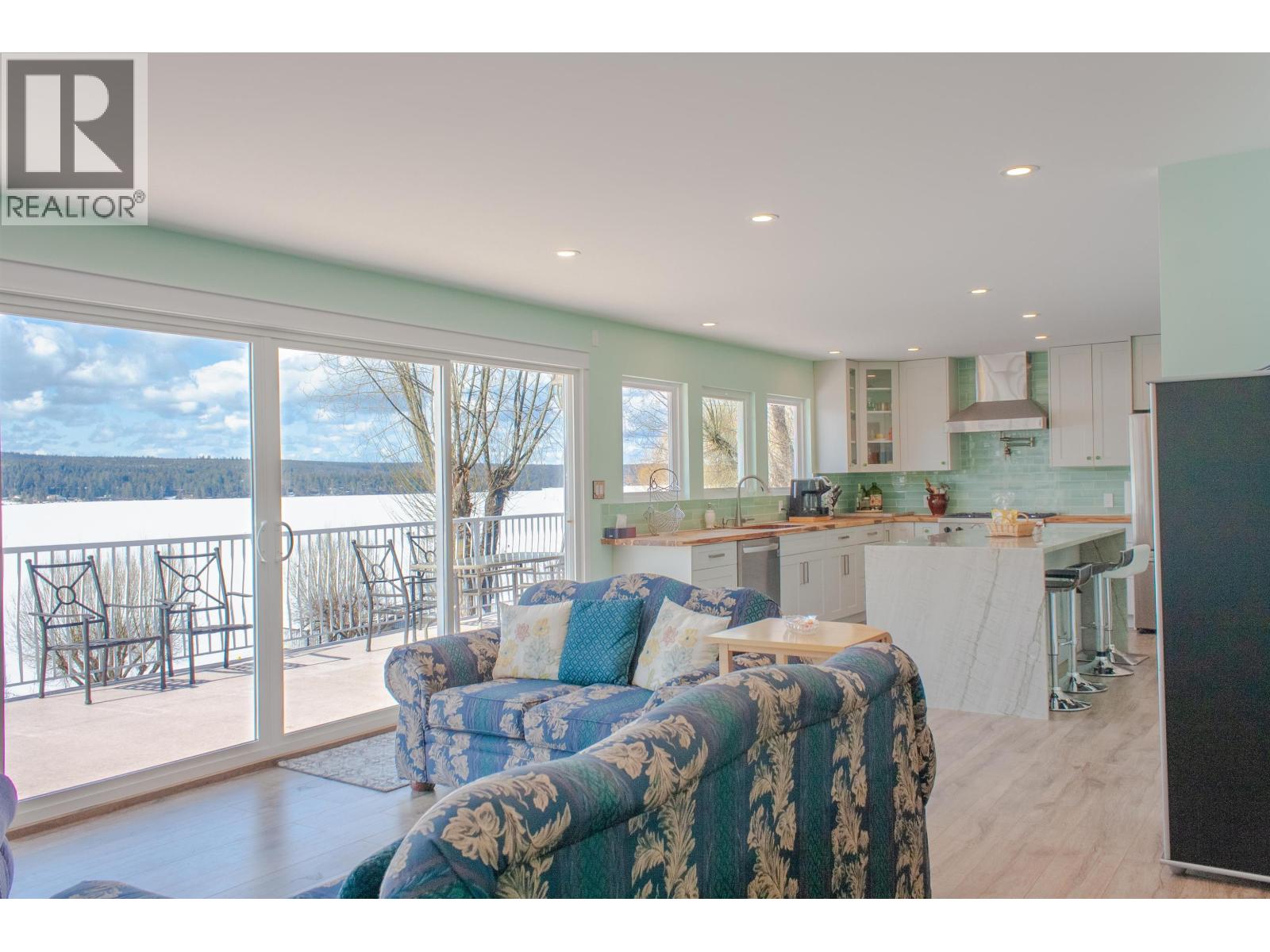 4116 MCKINLEY DRIVE, Lac La Hache