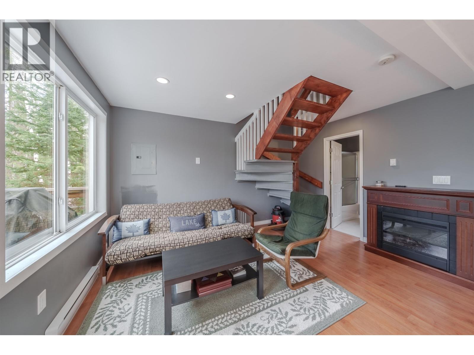 3595 CANDLE DRIVE, Canim Lake