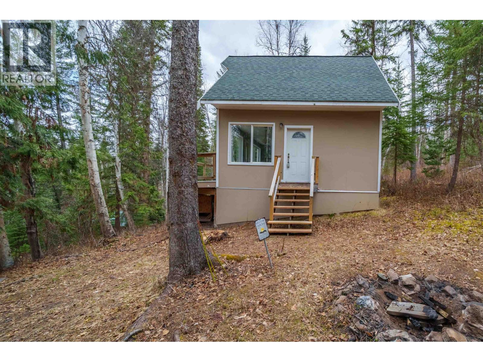 3595 CANDLE DRIVE, Canim Lake