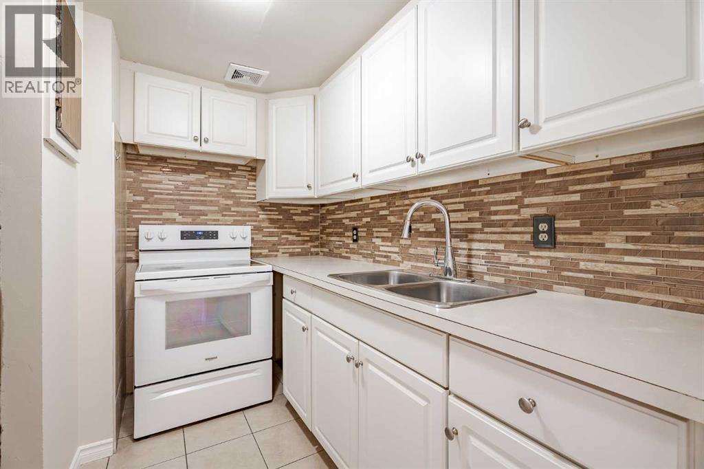 Single Family House for Sale in    Avenue SE Penbrooke Meadows Calgary 