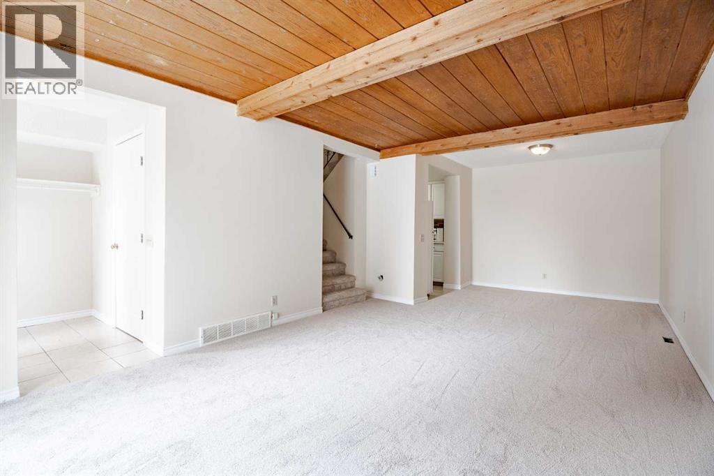 Single Family House for Sale in    Avenue SE Penbrooke Meadows Calgary 