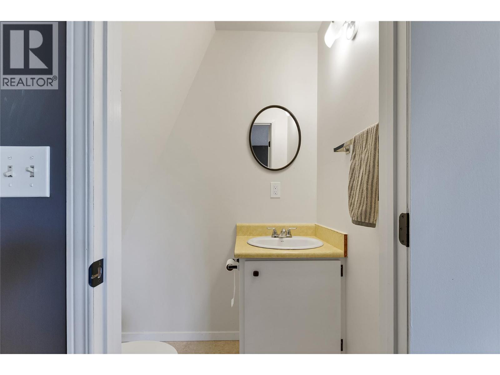 7171 Dixon Dam Road Unit# 18, Vernon