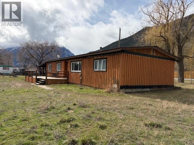 591 DAVIDSON Crescent, Lillooet