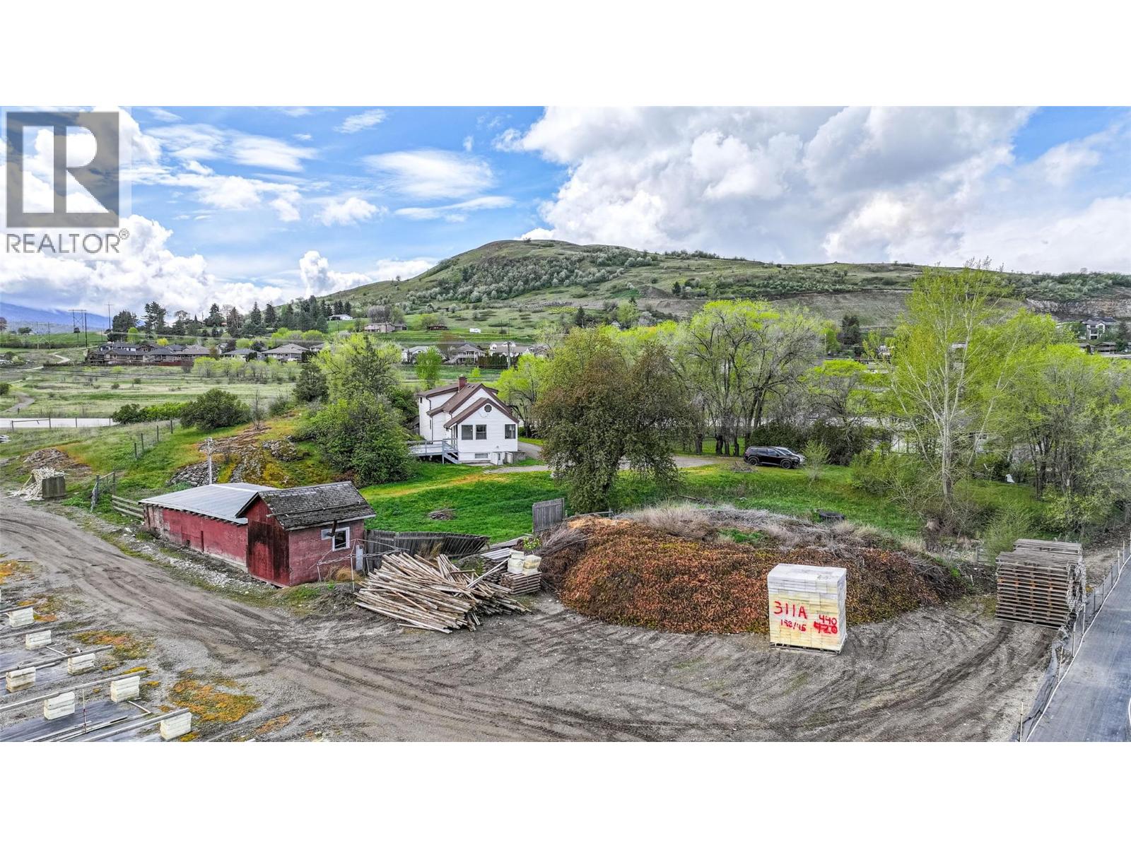  10003 6 Highway, Vernon