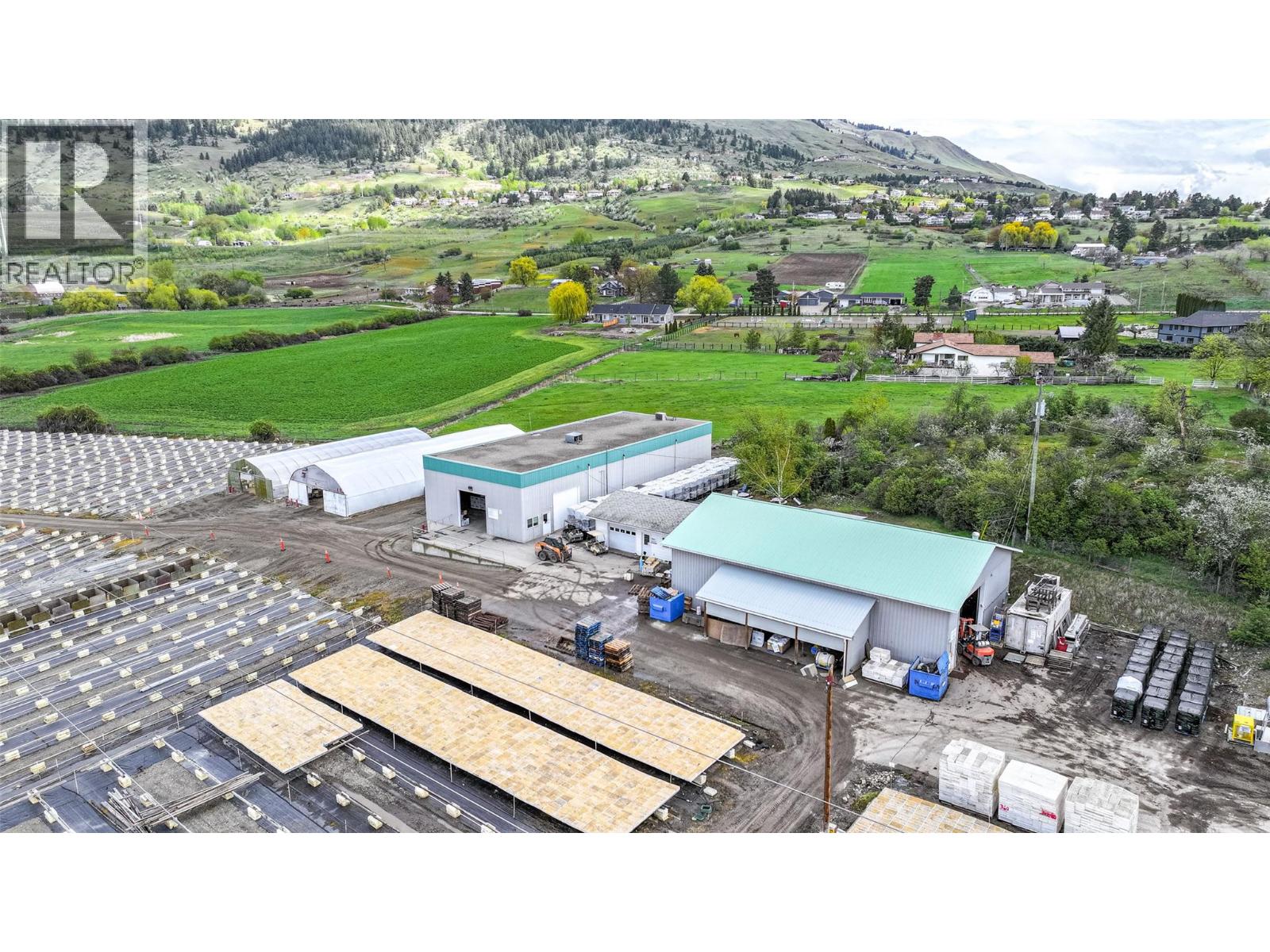  10003 6 Highway, Vernon