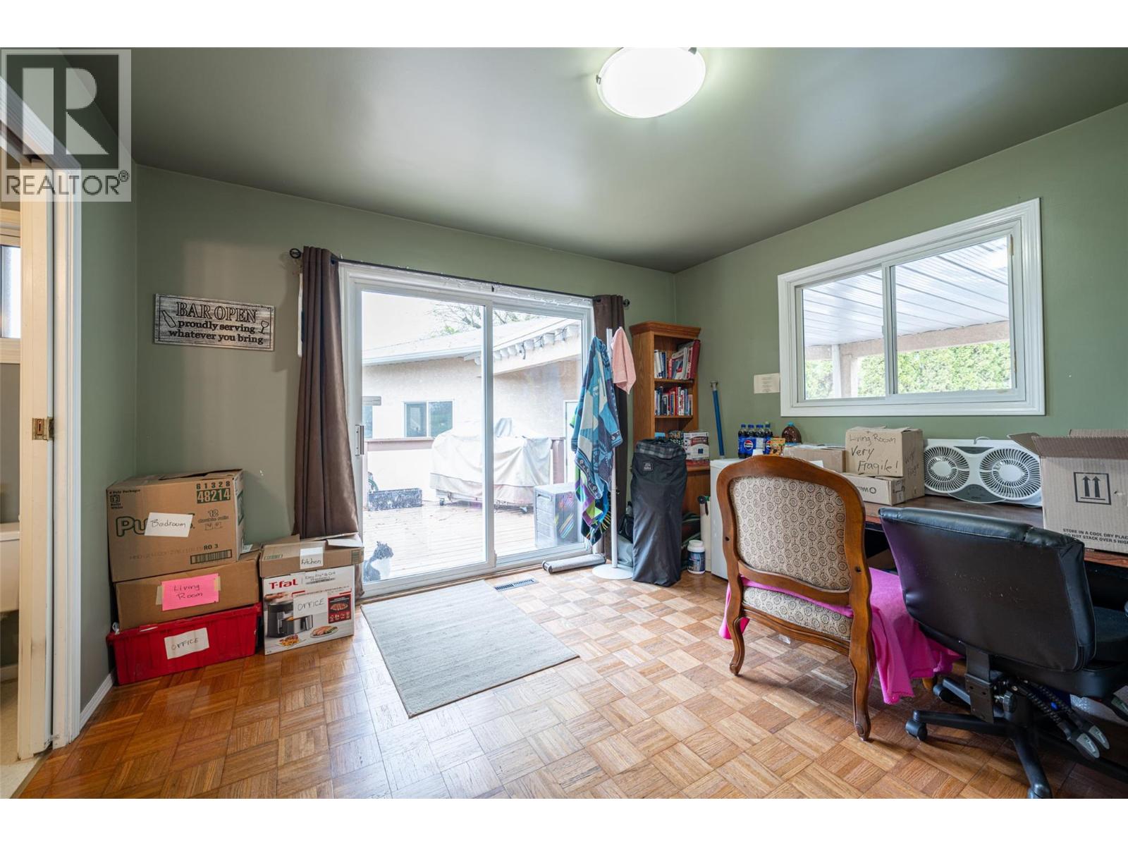  10003 6 Highway, Vernon