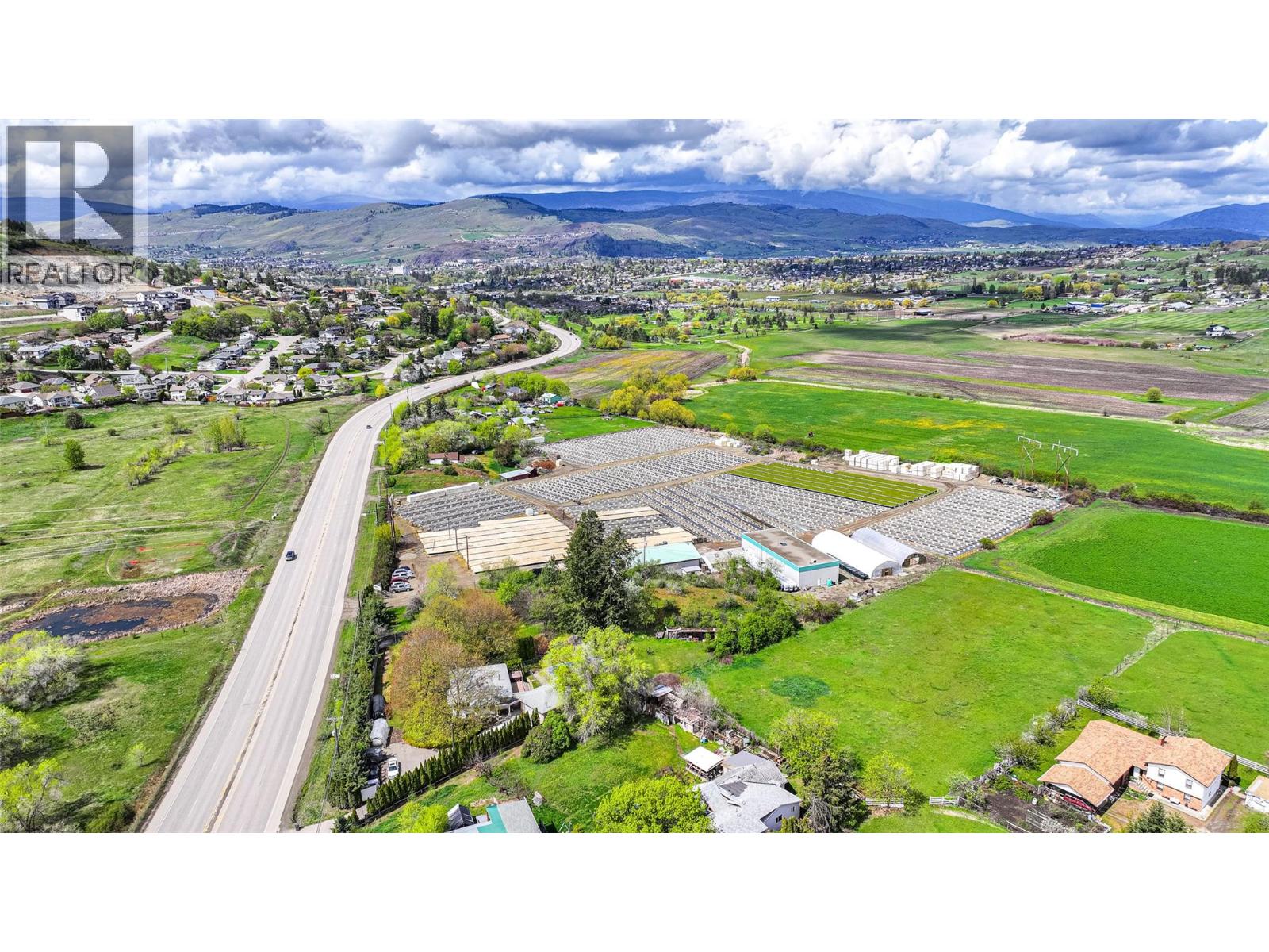  10003 6 Highway, Vernon