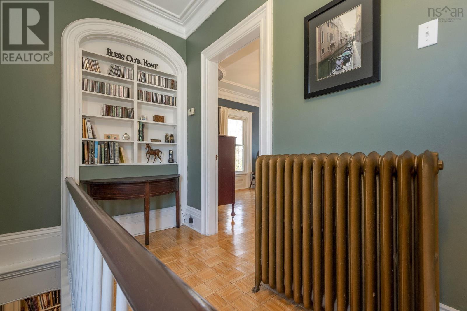 Property 24 of 49 of 17 Avon Street