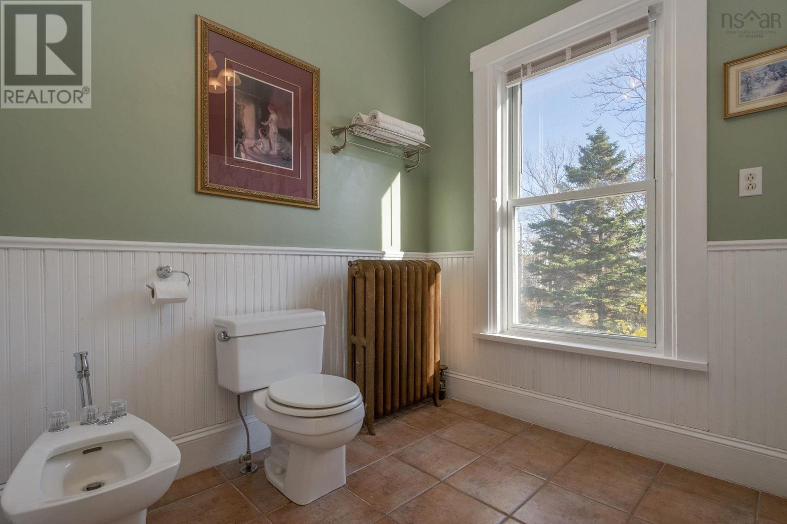 Property 31 of 49 of 17 Avon Street