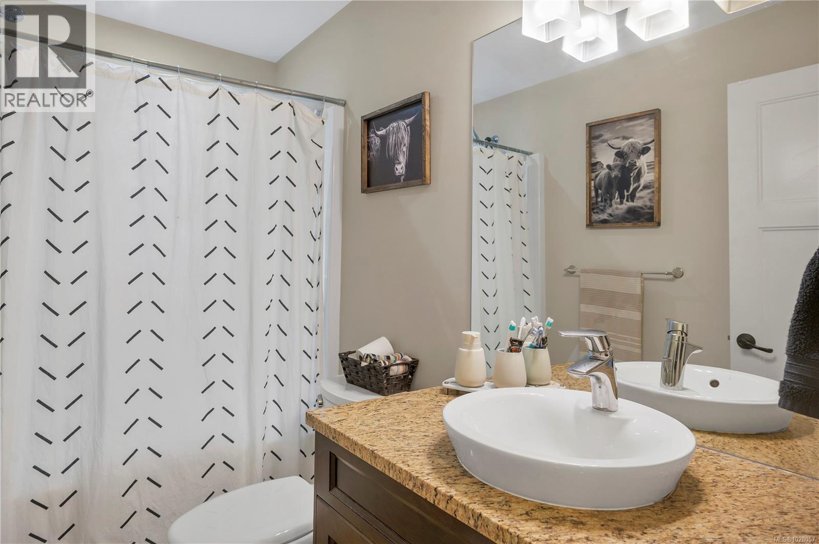 85 Vermont Dr, Campbell River