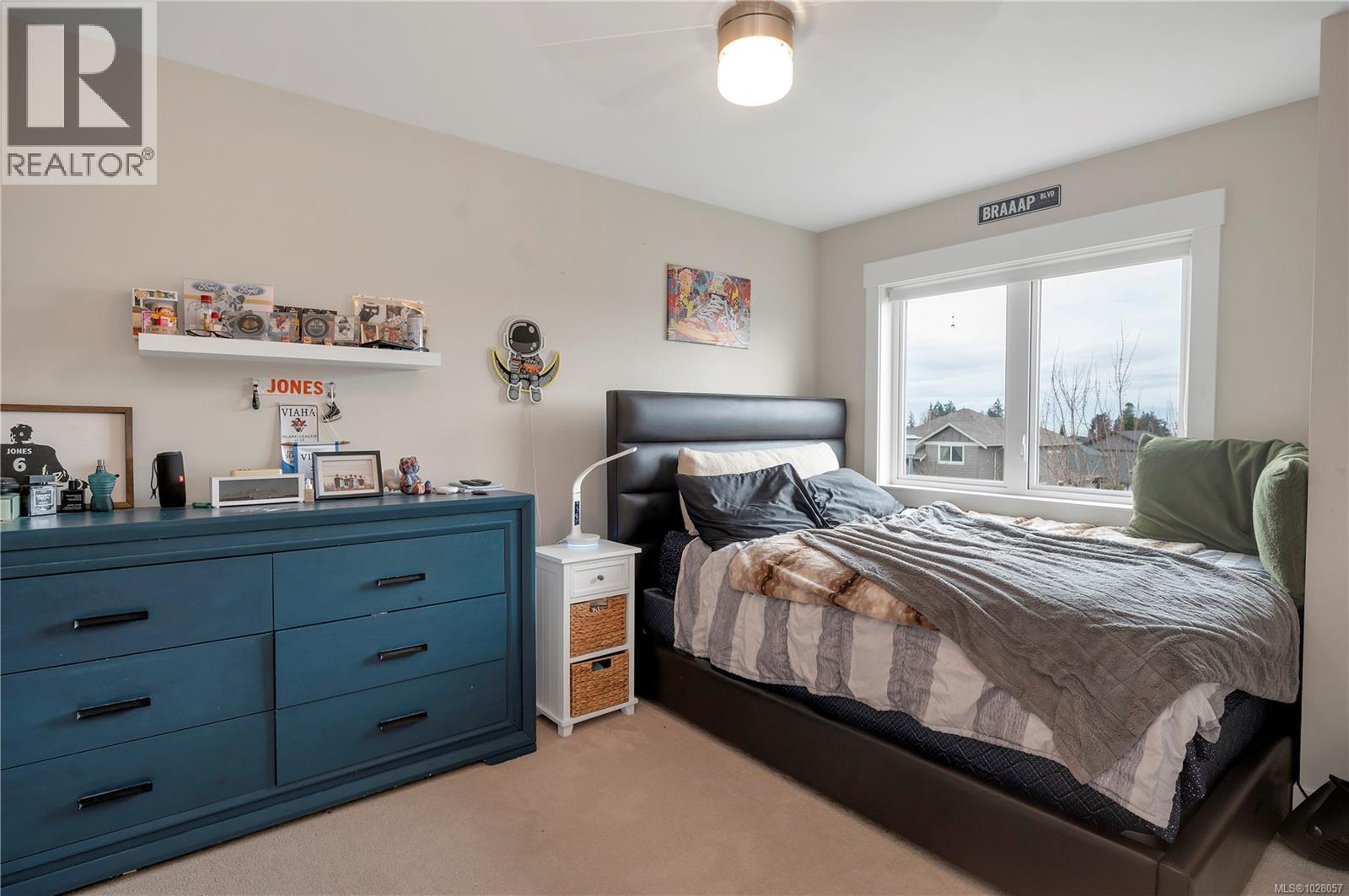 85 Vermont Dr, Campbell River