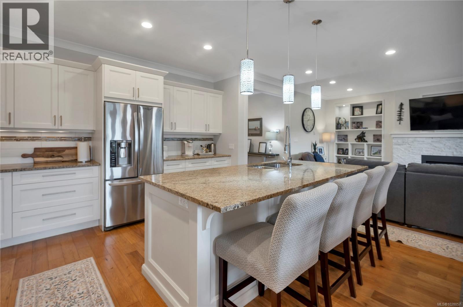 85 Vermont Dr, Campbell River