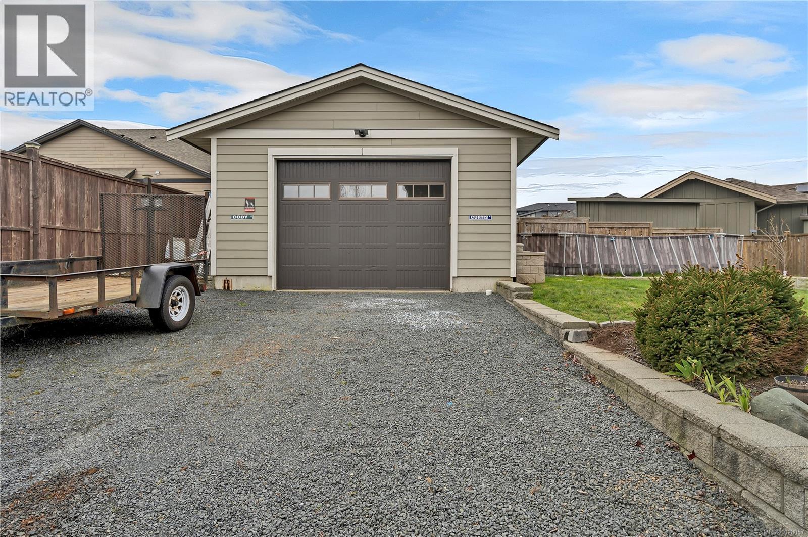 85 Vermont Dr, Campbell River