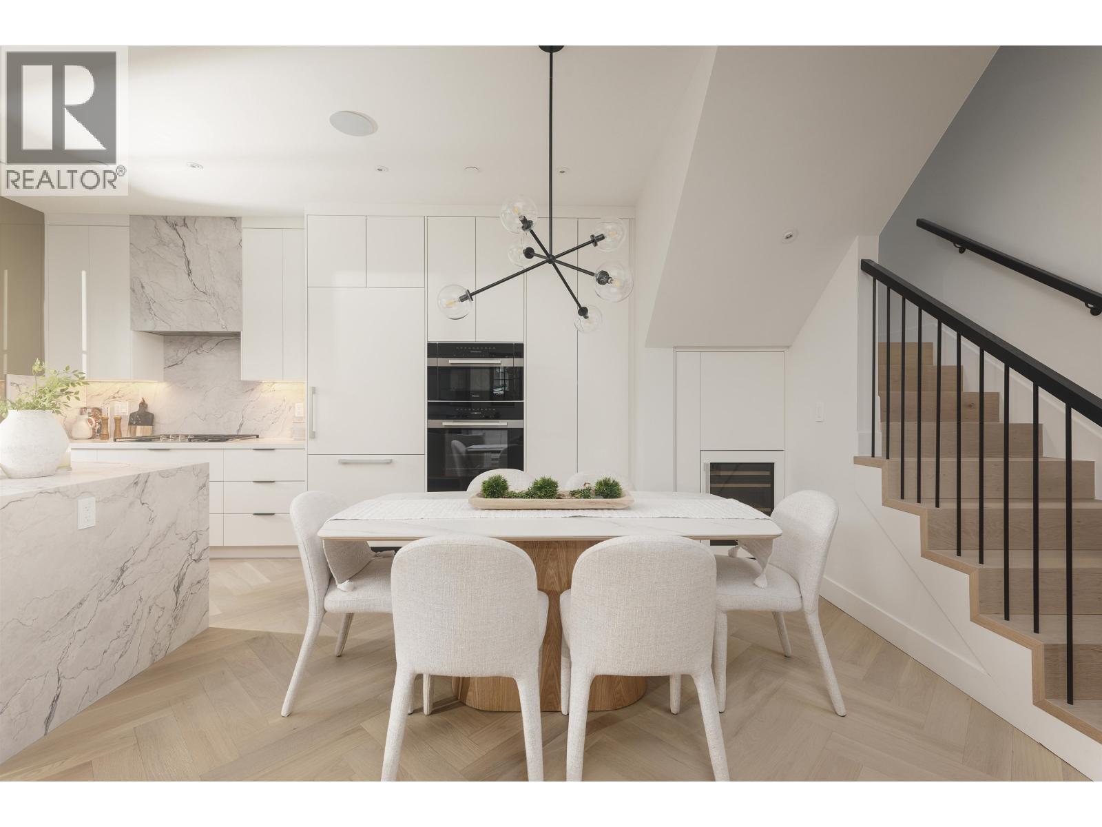 2 240 37TH Avenue - photo 2