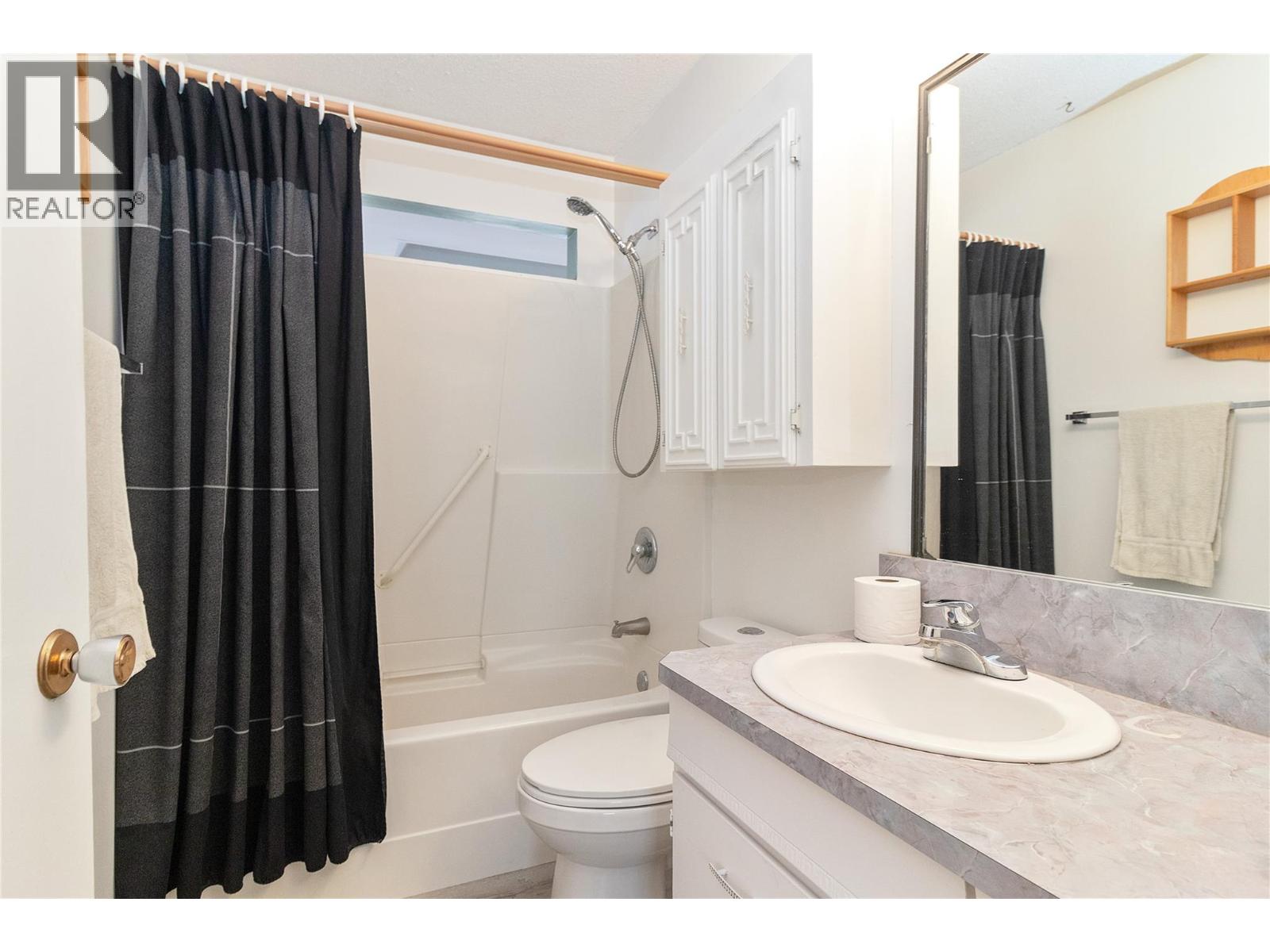 750 Falkirk Road, Kelowna