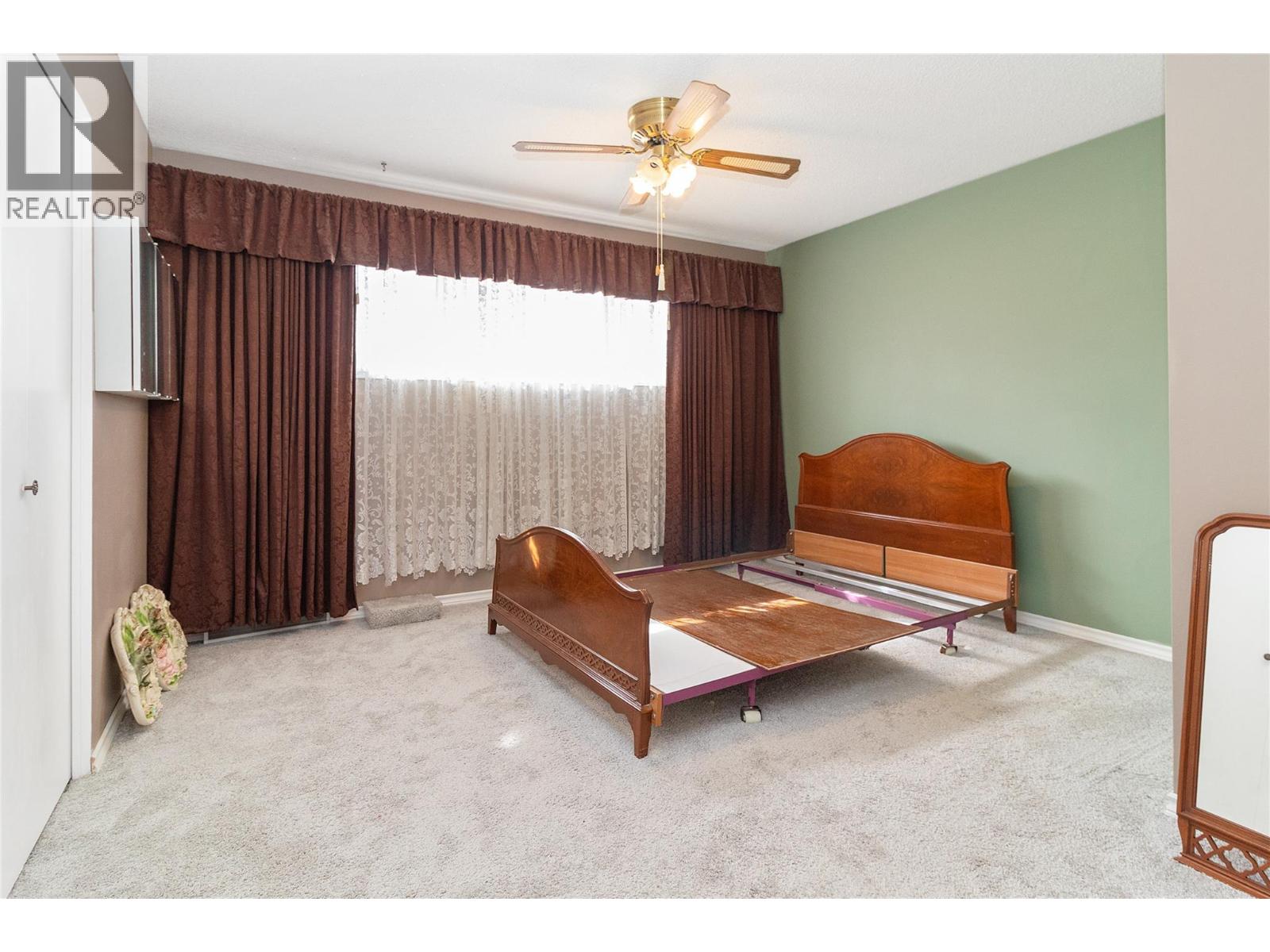 750 Falkirk Road, Kelowna