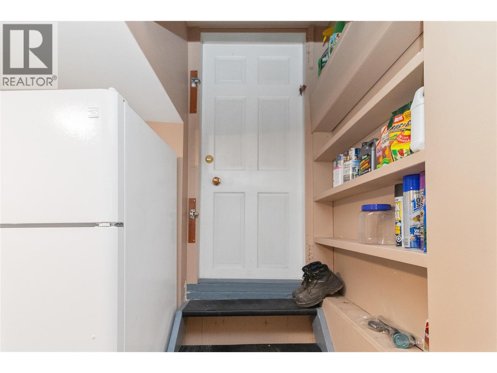 750 Falkirk Road, Kelowna