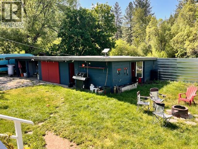 20 Wallace Mountain Road, Beaverdell