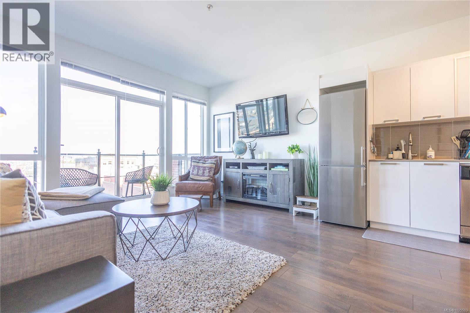 #504 517 FISGARD ST - 17