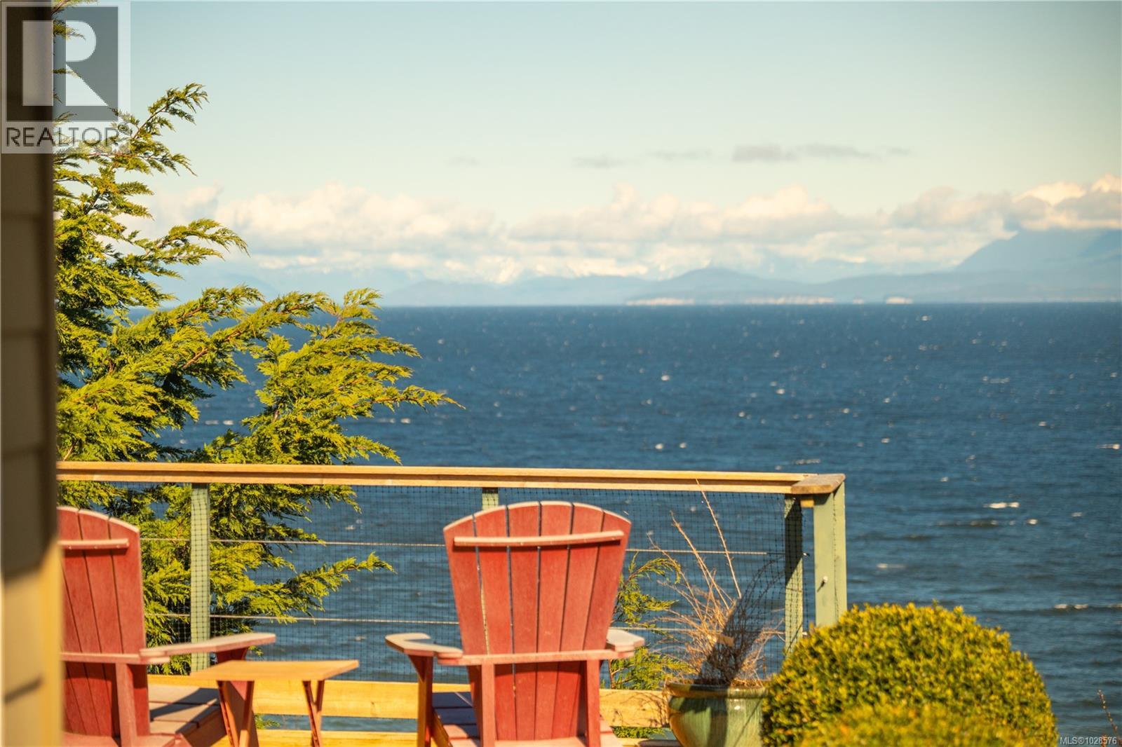 5450 Bayshore Dr, Nanaimo