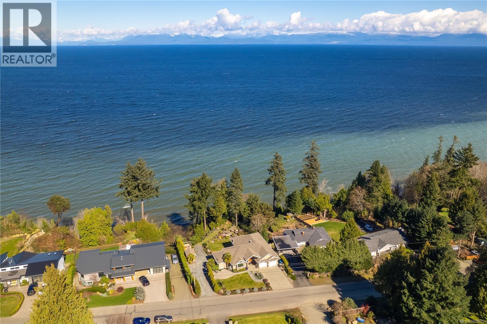 5450 Bayshore Dr, Nanaimo