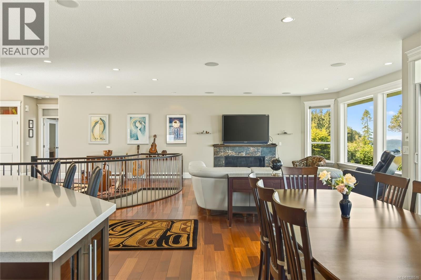 5450 Bayshore Dr, Nanaimo