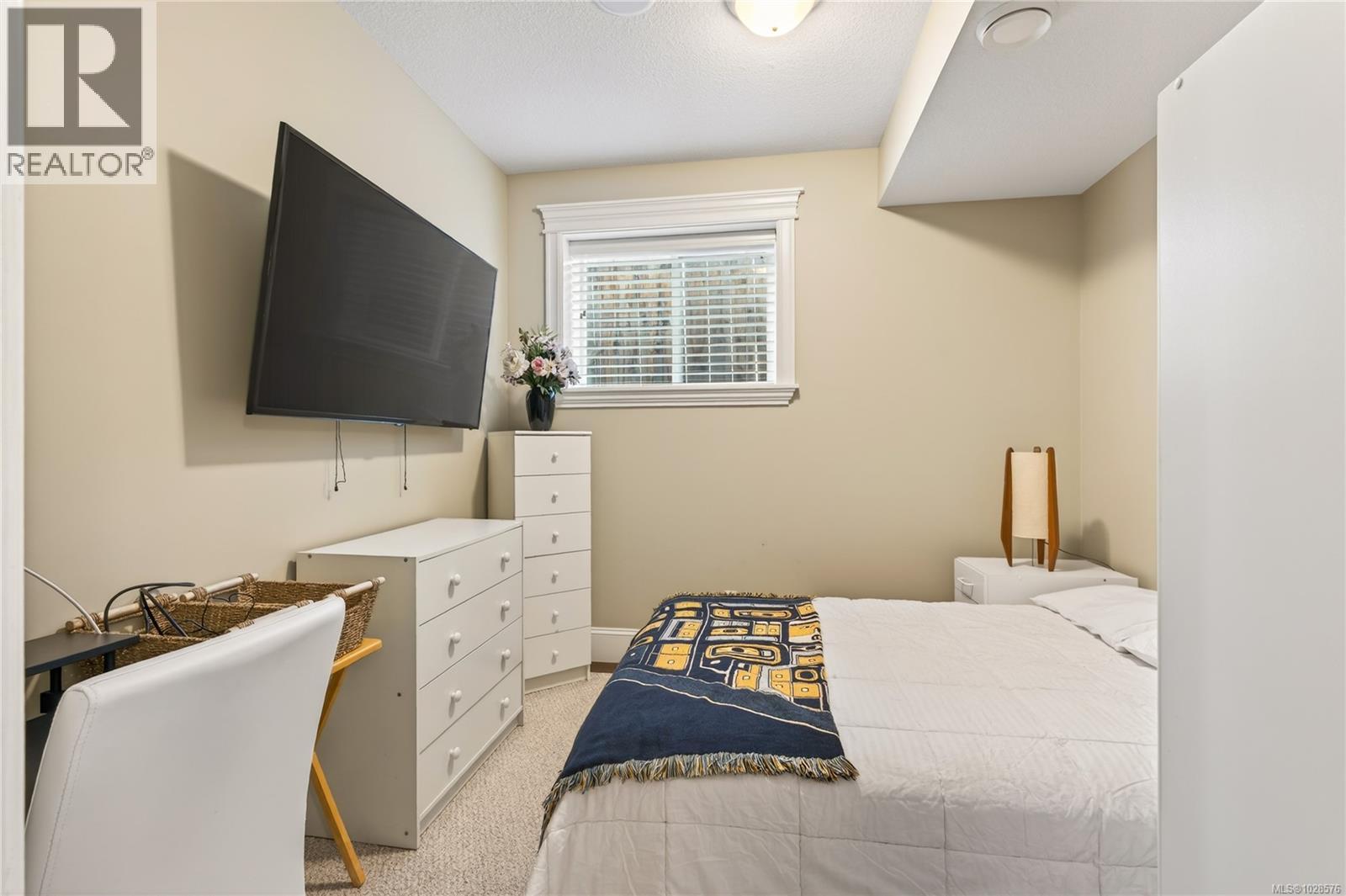 5450 Bayshore Dr, Nanaimo