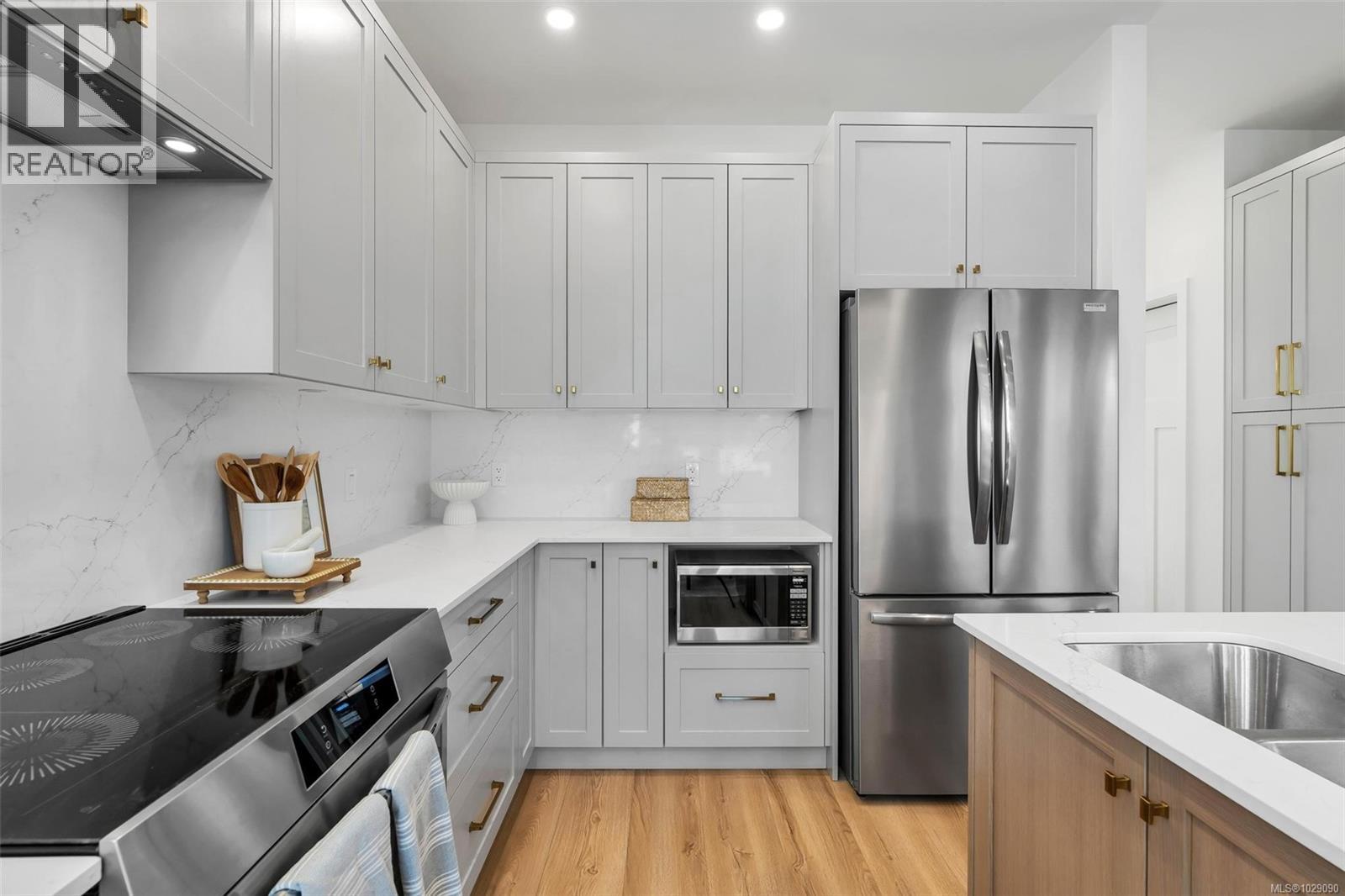 #B 1255 DUNSTERVILLE AVE - 11