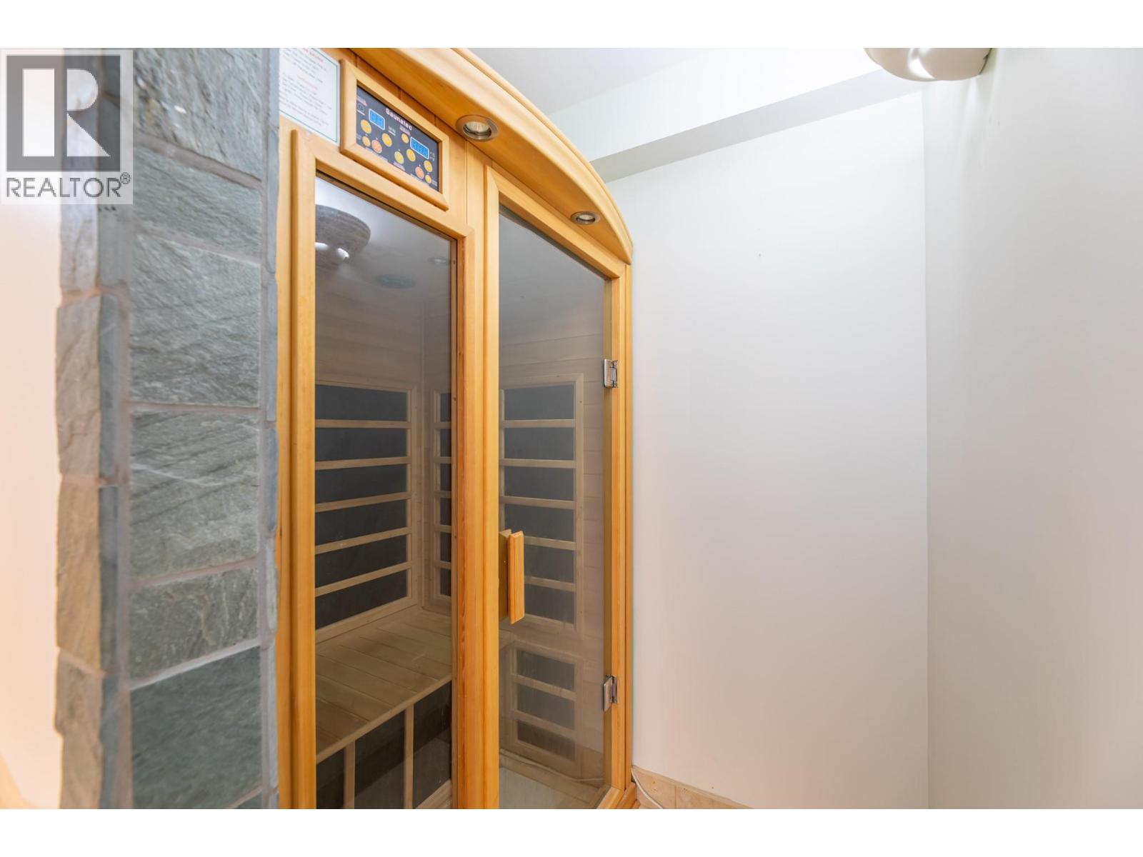 6471 Vernon Avenue, Peachland