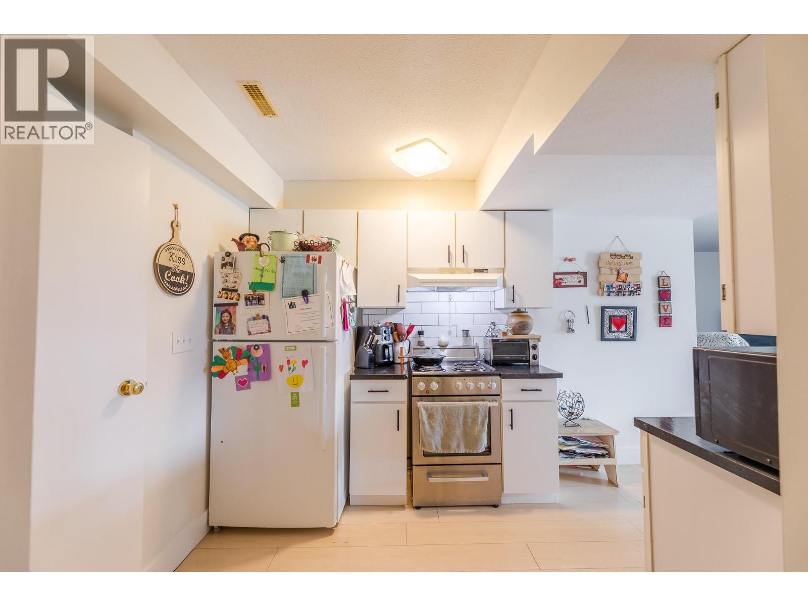 6471 Vernon Avenue - 61