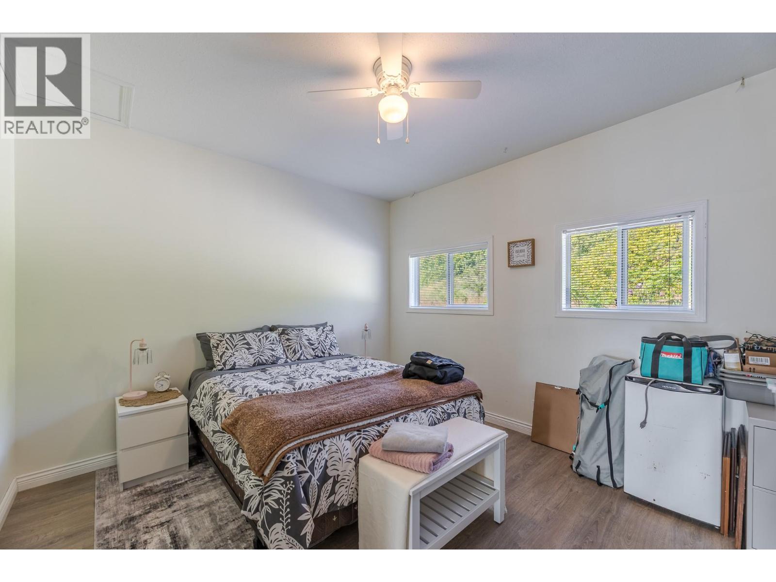 6471 Vernon Avenue - 43