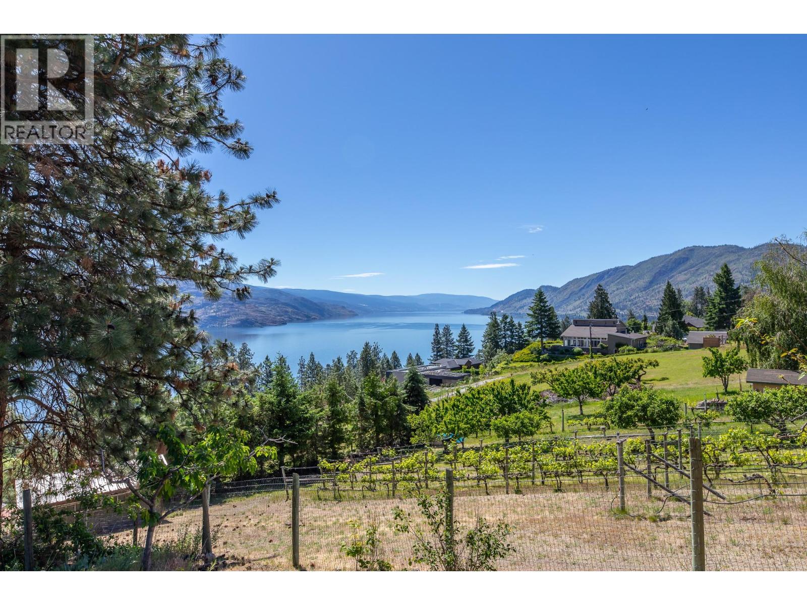 6471 Vernon Avenue, Peachland