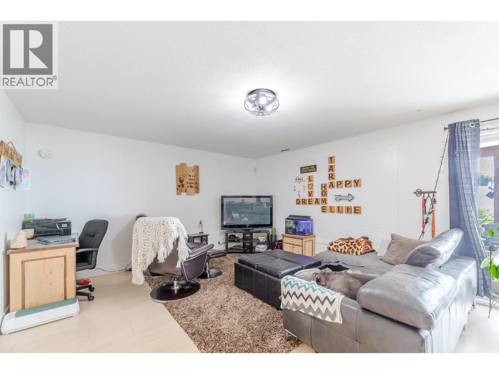 6471 Vernon Avenue - 63