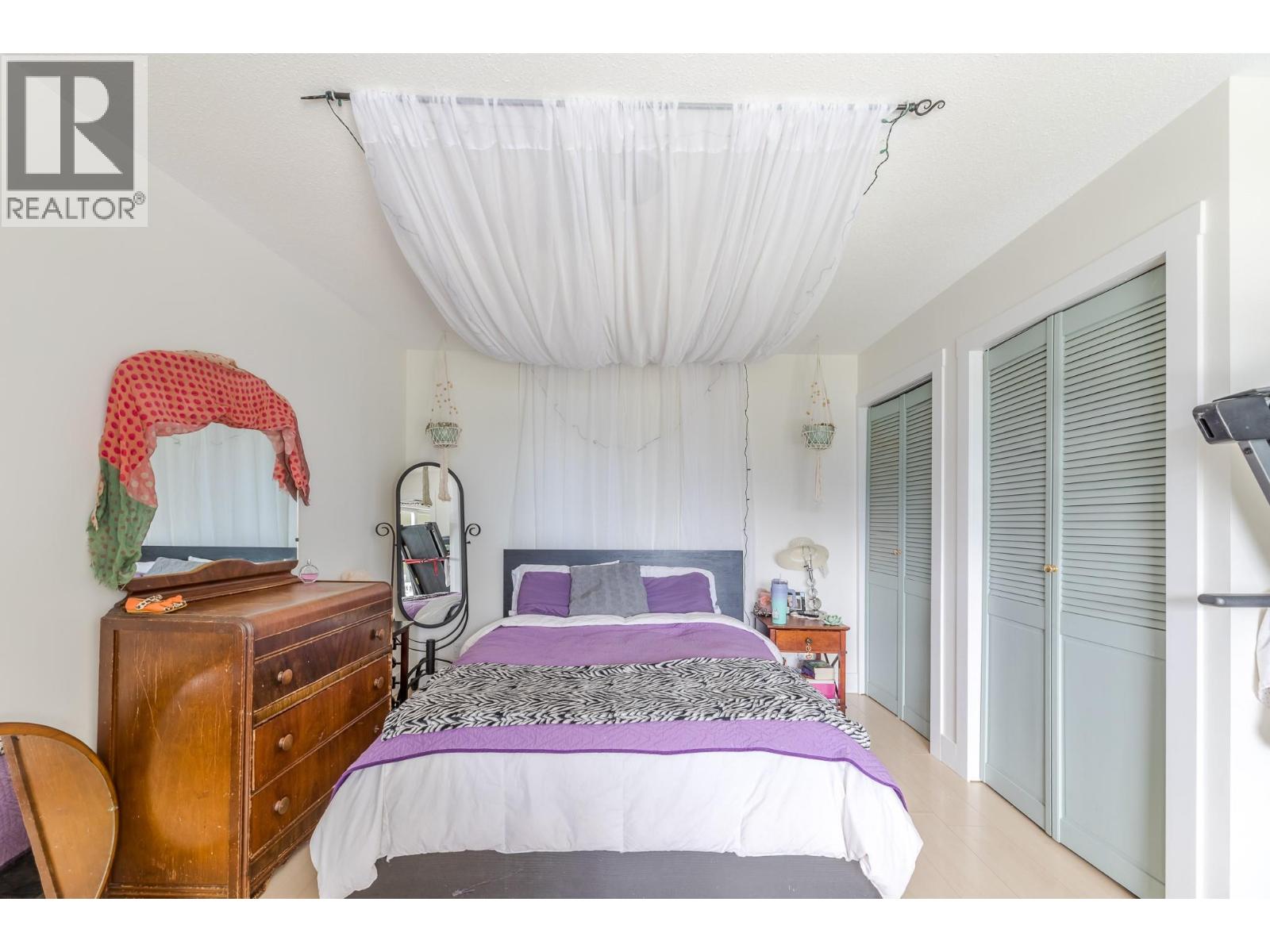 6471 Vernon Avenue, Peachland