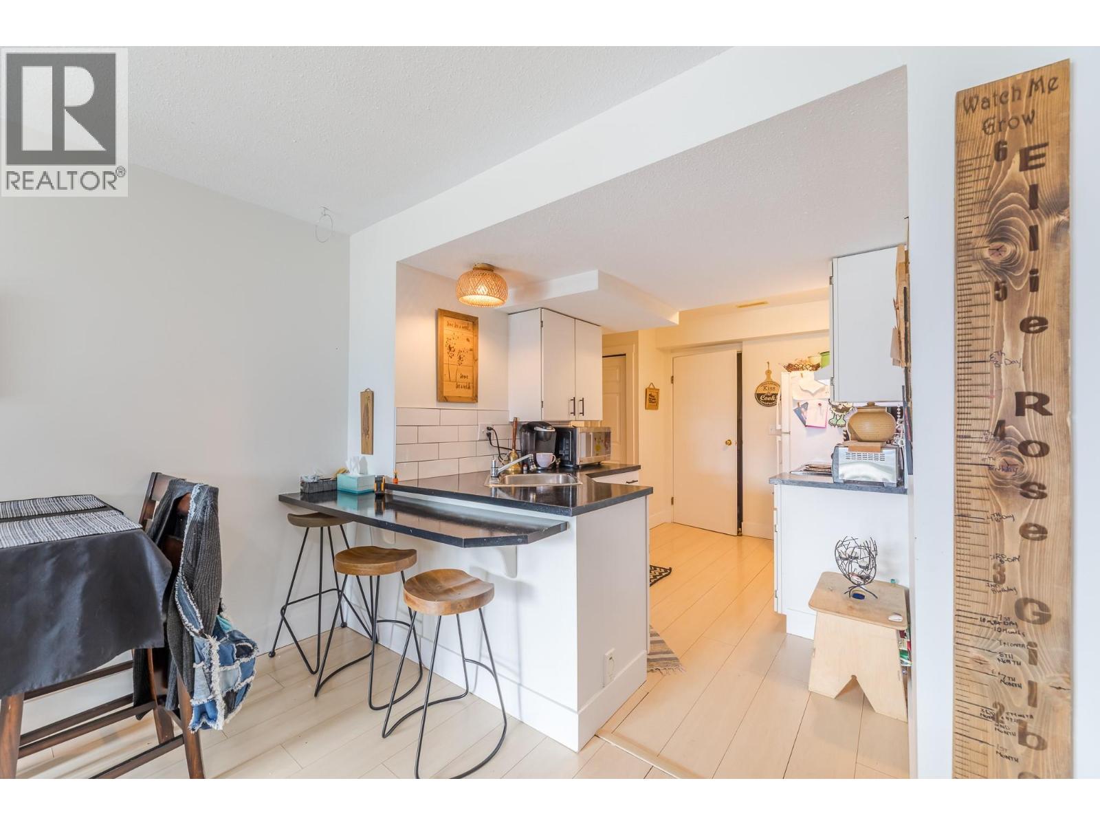 6471 Vernon Avenue - 62