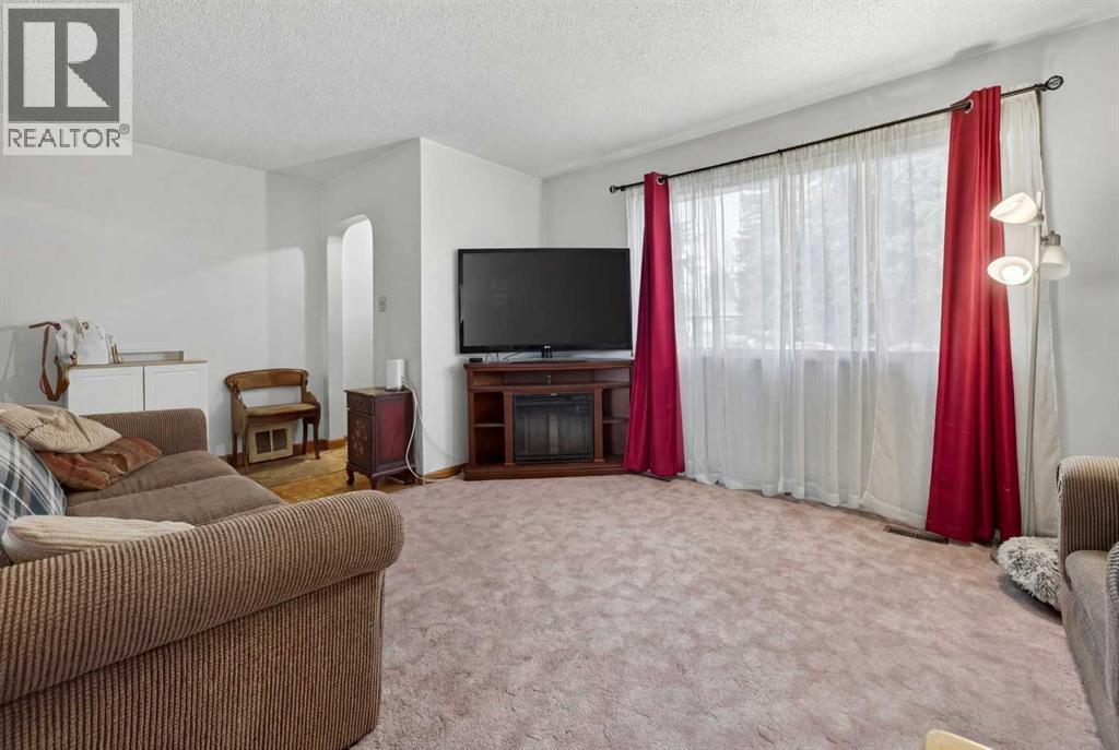 Single Family House Bungalow for Sale in   Street S Glendale Lethbridge 