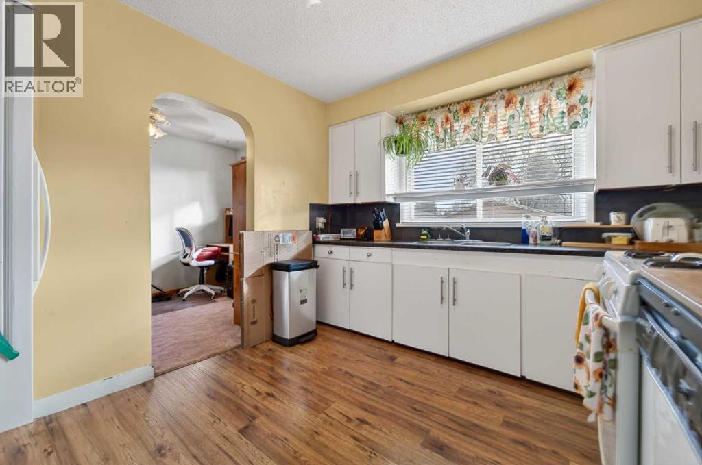 Single Family House Bungalow for Sale in   Street S Glendale Lethbridge 